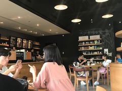 -星巴克臻选(济南恒隆店)