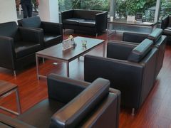 -杭州中升之星奔驰4S店(滨江店)