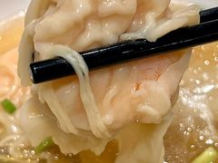 -香港新发烧腊茶餐厅(水围店)