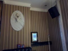 -皇马纯KTV·量贩·聚会(民治店)