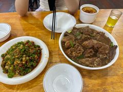 笋干炖排骨-温州一家人美食(西木头市店)