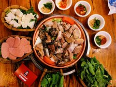 -阿婆情腊排骨火锅(金虹路店)