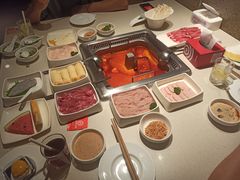 -海底捞火锅鲜切牛肉主题店(长寿路店)