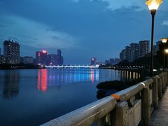 -车头老二大排档