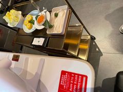 -左庭右院鲜牛肉火锅(金山万达店)