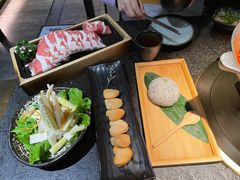 -湊湊火锅·茶憩(新中关购物中心店)