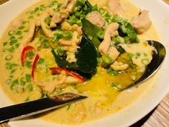 绿咖喱椰汁鸡-瓦城泰国料理(芮欧百货店)