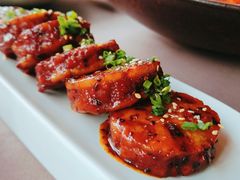香煎鹅肝藕饼-三利音·东方司宴(外滩店)