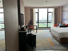 -广州金沙洲希尔顿欢朋酒店