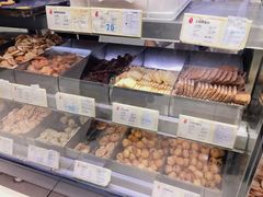 零售区-上海哈尔滨食品厂(淮海中路店)