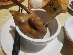 招牌烤乳鸽-石岐佬中山菜馆(张溪店)