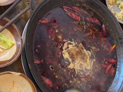 -黄潇洒老火锅(九眼桥宏济巷店)