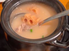 -莲餐厅·湖北菜·潜江小龙虾店(愚园路店)