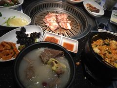 -青松馆韩国料理(香港中路佳世客店)