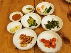 韩式小菜-长寿参鸡汤(朝韩风情街店)