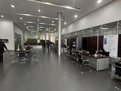 -杭州中升之星奔驰4S店(滨江店)
