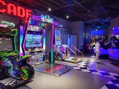 -世代星球·保龄球·镭战真人CS·团建(杨浦店)