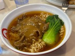沙爹牛肉出前一丁-老地方港式餐厅(拱北口岸店)