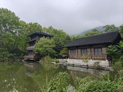-习家池