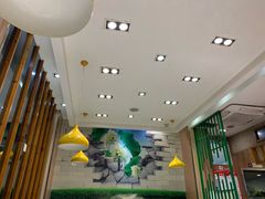 -牛吃草牛肉面(甬港南路店)