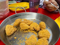 -BHC炸鸡(明洞总店)