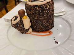 招牌树根蛋糕-莫斯科餐厅