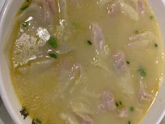 鱼汤馄饨-留芳·文旅古月楼(老街店)