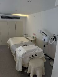 -JNK皮肤管理中心