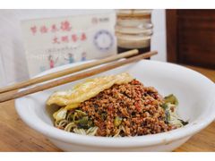 特色川味杂酱面-上海特色小笼店(铁岭路90弄小区店)