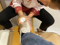 -海底捞火锅(曹安公路店)