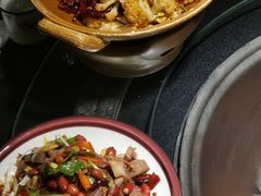 -挂旗柴锅鸡(蚌山区嘉年华店)