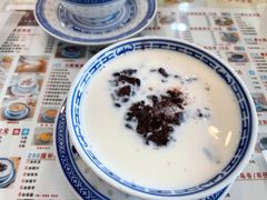 养血黑糯米-广信牛奶甜品世家(台东店)