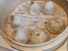 蟹粉小笼包-绿波廊(豫园店)