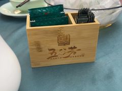 -五谷芳乳鸽王(梅沙老店)