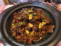 -霄汉牛三鲜湖北砂锅菜(万松园2店)