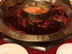 -山城年华老火锅(玉林店)