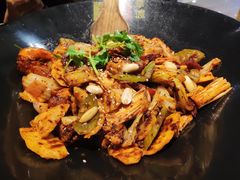 -拿渡麻辣香锅(银泰创意城店)