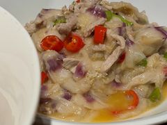 -头上红煨盐鸡·非遗院子餐厅