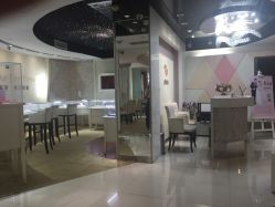 -Zbird钻石小鸟·钻戒婚戒定制高端珠宝私人定制中心