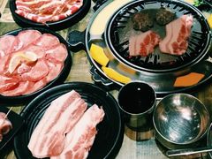 -哈哈碳都·牛肋条无限自助烤肉(台江万达店)