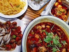 -马路牙子地桌烤肉(工体店)