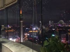 -云顶旋转自助景观餐厅