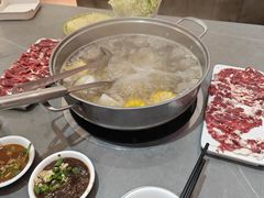 -官塘陈记鱼生·潮汕砂锅粥·牛肉火锅(潮枫路总店)