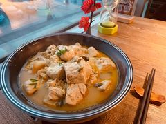 -蜜桃餐厅·伴山(湖滨商业街店)