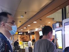 -麦当劳(西客站店)