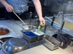 -牛吃草牛肉面(甬港南路店)