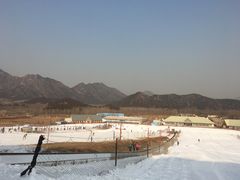 -十三陵雪世界滑雪场