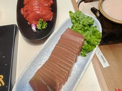 -老牌坊云南鱼豆花火锅(哈西万达店)