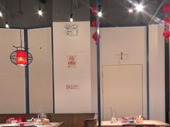 -尚尚仙·酸汤猪手·猪肚鸡火锅(华联万柳购物中心店)