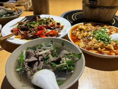 -大众跷脚牛肉馆·非遗传承单位(峨眉山店)